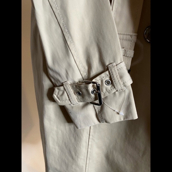 Michael Michael Kors Double Breasted Trench Coat - Picture 4 of 9